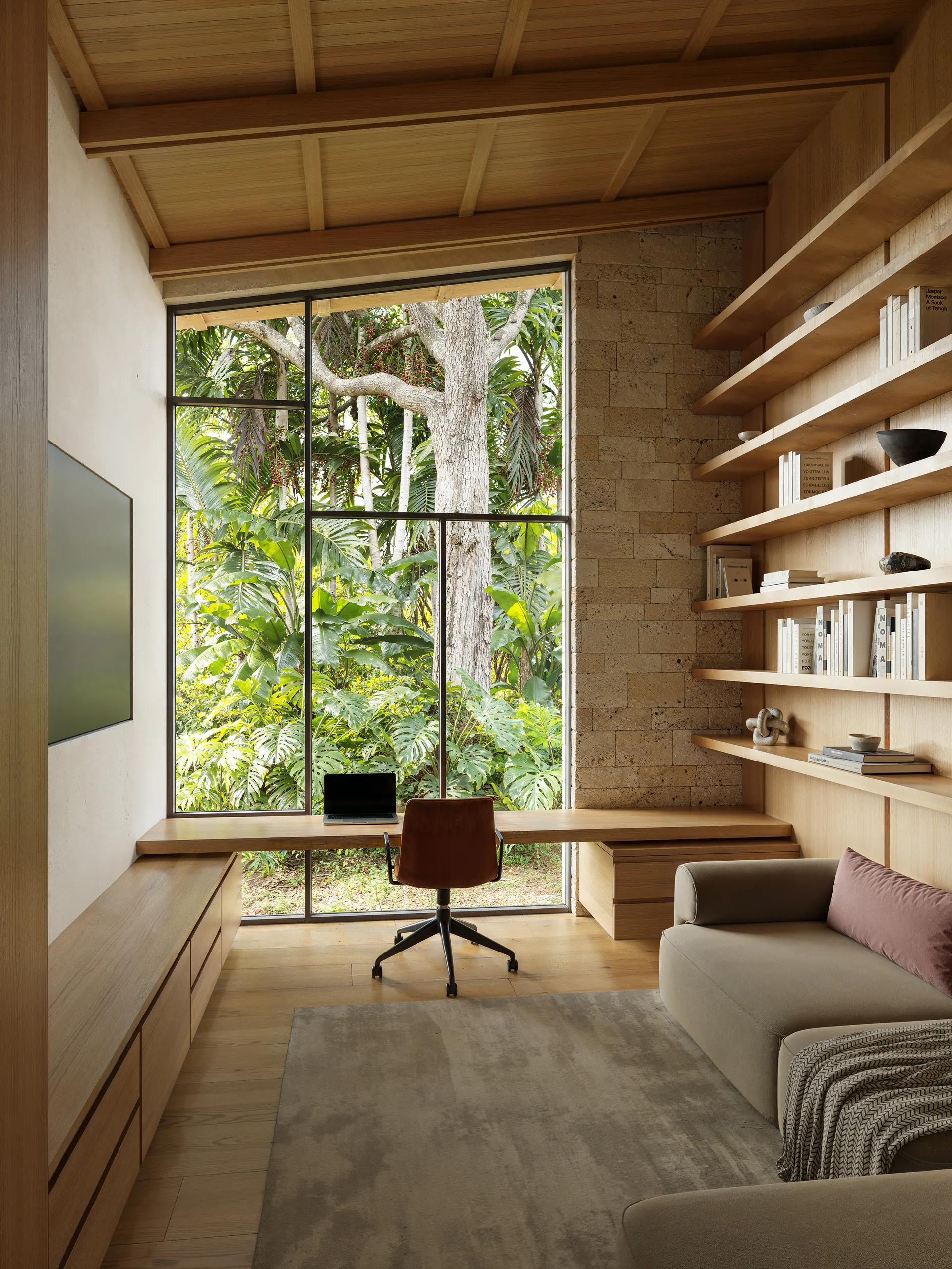 Life, the vertical frame, house and tree in one column